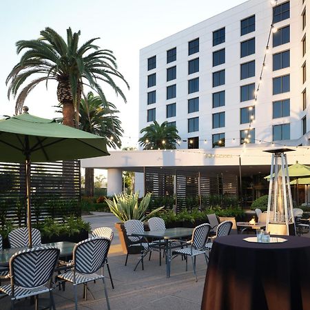 Doubletree By Hilton Irvine Spectrum Zewnętrze zdjęcie