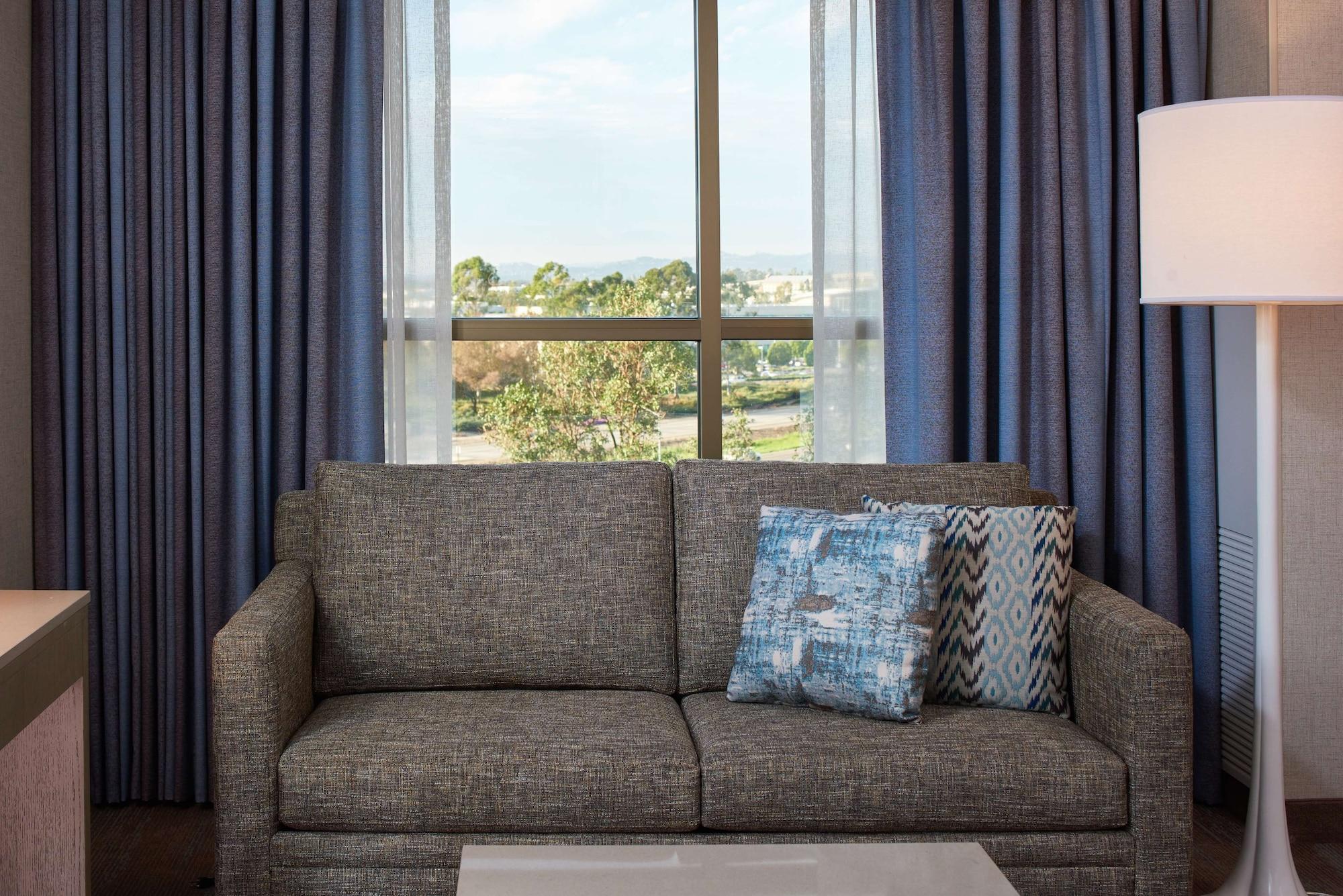 Doubletree By Hilton Irvine Spectrum Zewnętrze zdjęcie