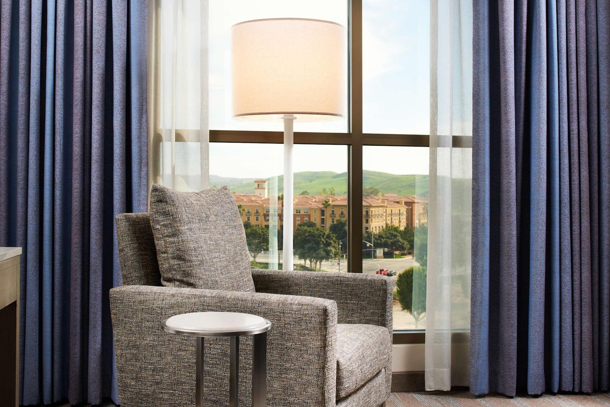 Doubletree By Hilton Irvine Spectrum Zewnętrze zdjęcie