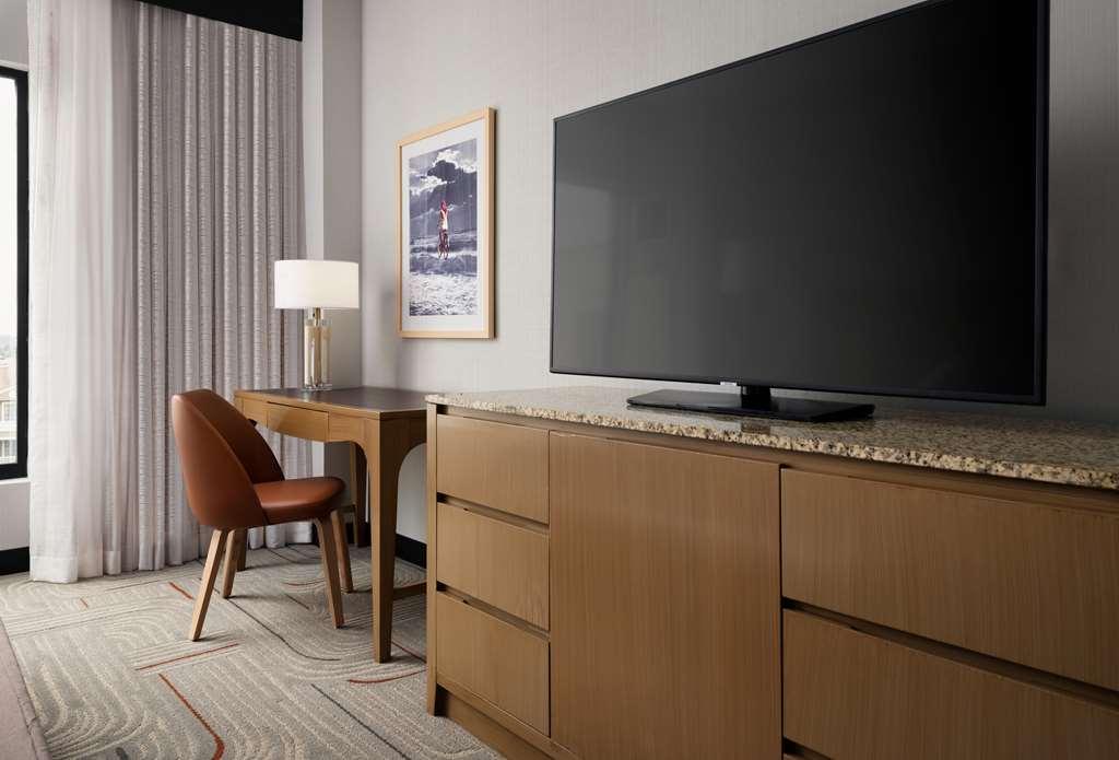 Doubletree By Hilton Irvine Spectrum Pokój zdjęcie