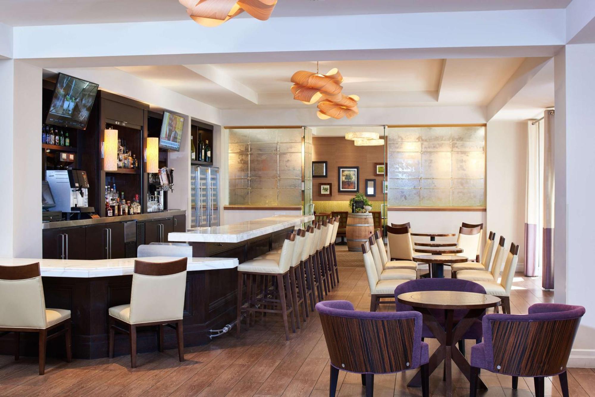 Doubletree By Hilton Irvine Spectrum Zewnętrze zdjęcie