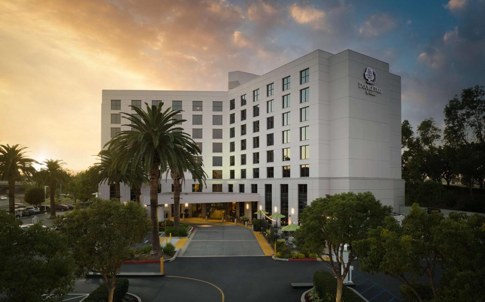 Doubletree By Hilton Irvine Spectrum Zewnętrze zdjęcie