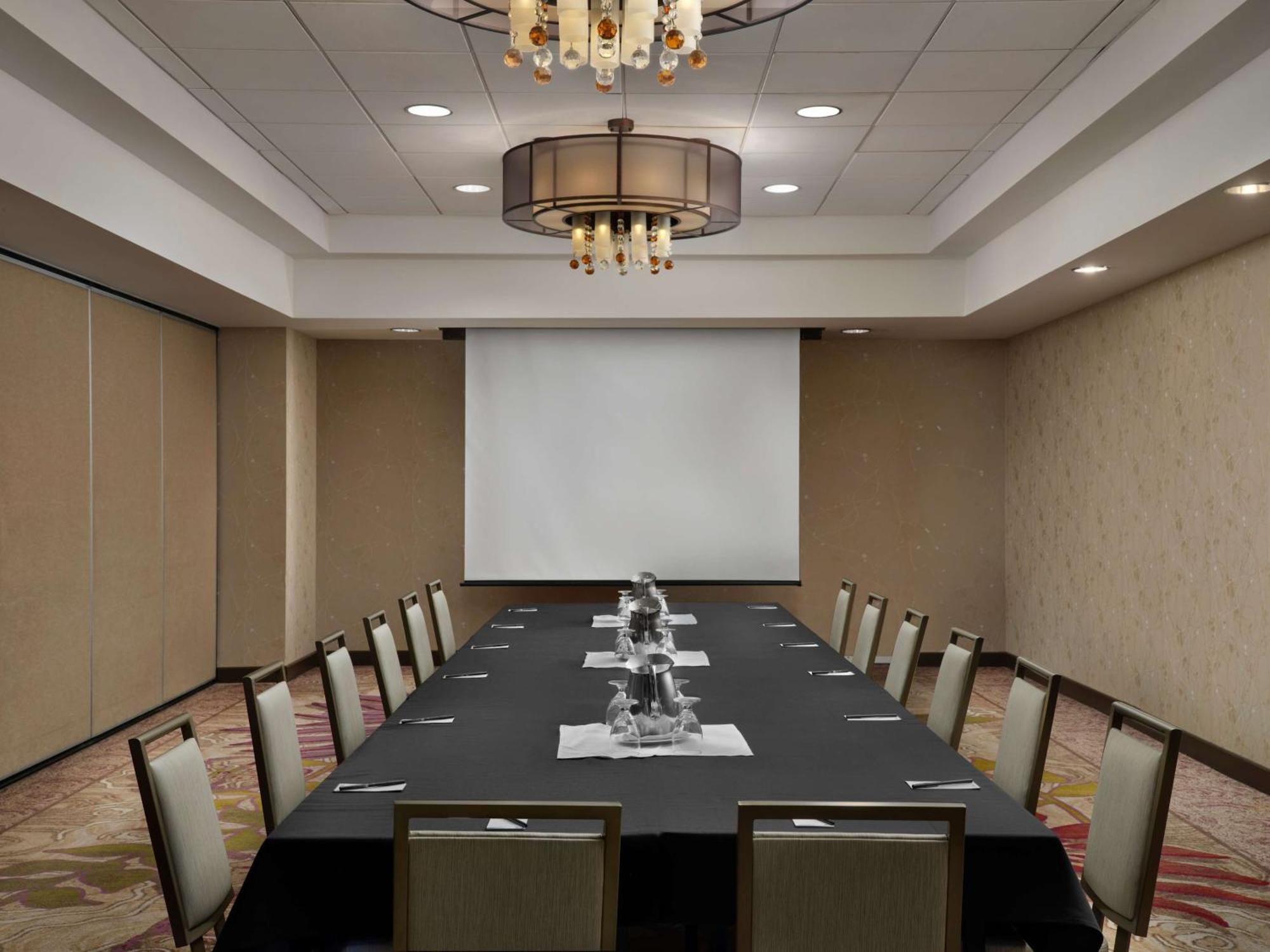Doubletree By Hilton Irvine Spectrum Zewnętrze zdjęcie