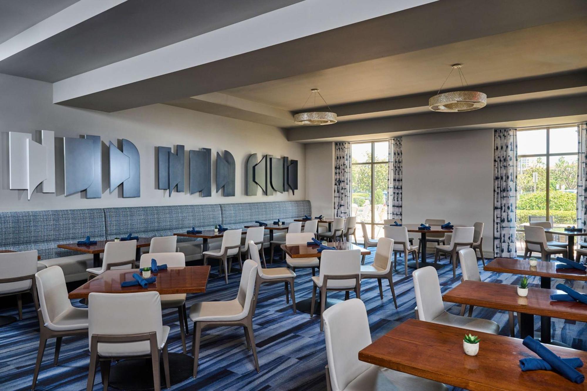 Doubletree By Hilton Irvine Spectrum Zewnętrze zdjęcie
